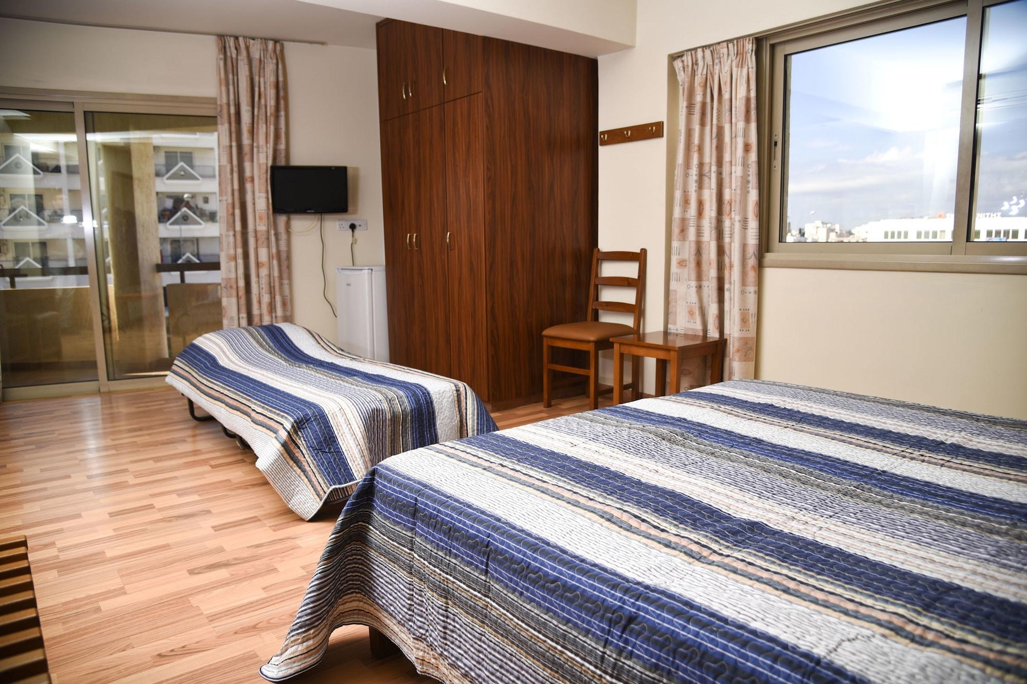 Elysso Hotel Ларнака Екстериор снимка