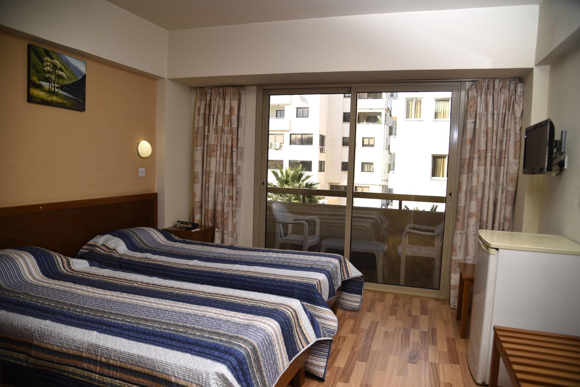 Elysso Hotel Ларнака Екстериор снимка