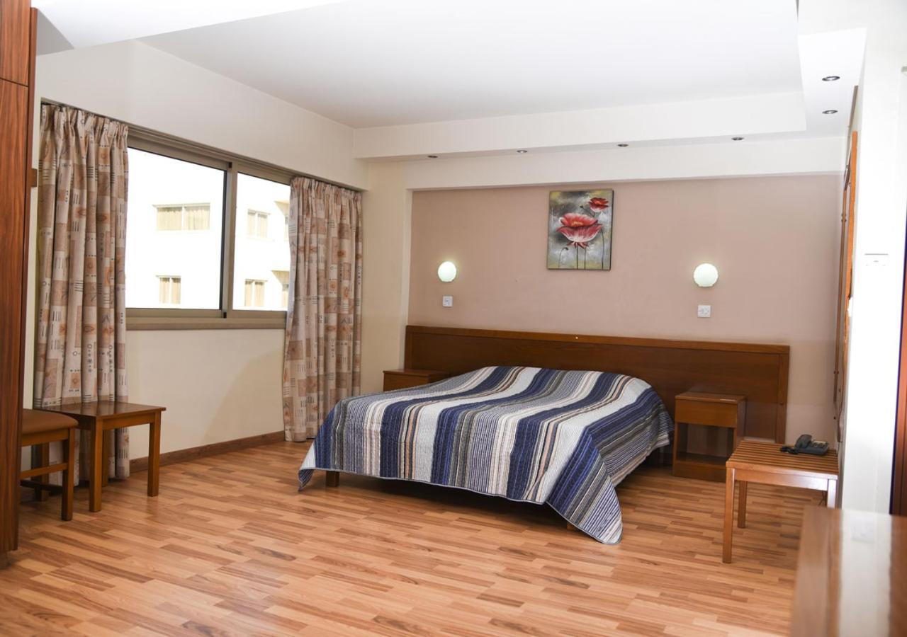 Elysso Hotel Ларнака Екстериор снимка