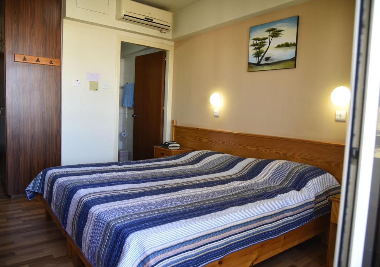 Elysso Hotel Ларнака Екстериор снимка